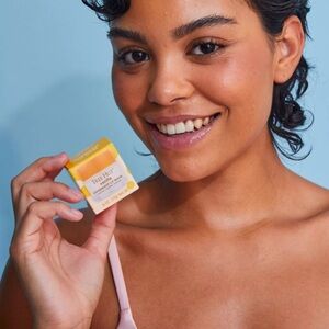 ✨ 2 For $15 ✨ NIB Tree Hut Vanilla & Strawberry Overnight Lip Masks